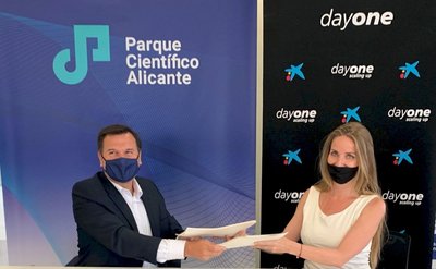 El Parque Científico de Alicante firma un convenio con Caixabank a través de DayOne para incentivar la actividad emprendedora