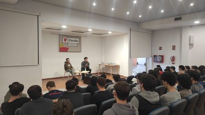 El programa �Profesionales al aula� ofrece al alumnado una visi�n cercana de su futuro laboral
