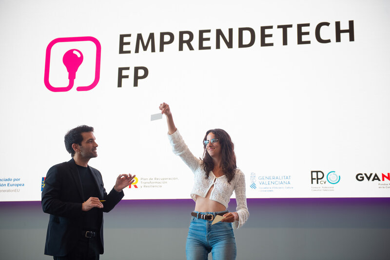 Fotogaler�a Demoday auton�mico Emprendetech FP (59)[;;;][;;;]