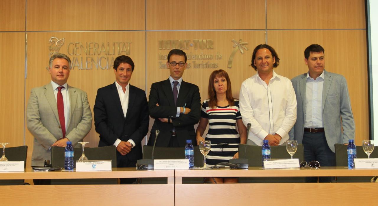 Signatura conveni INVAT·TUR