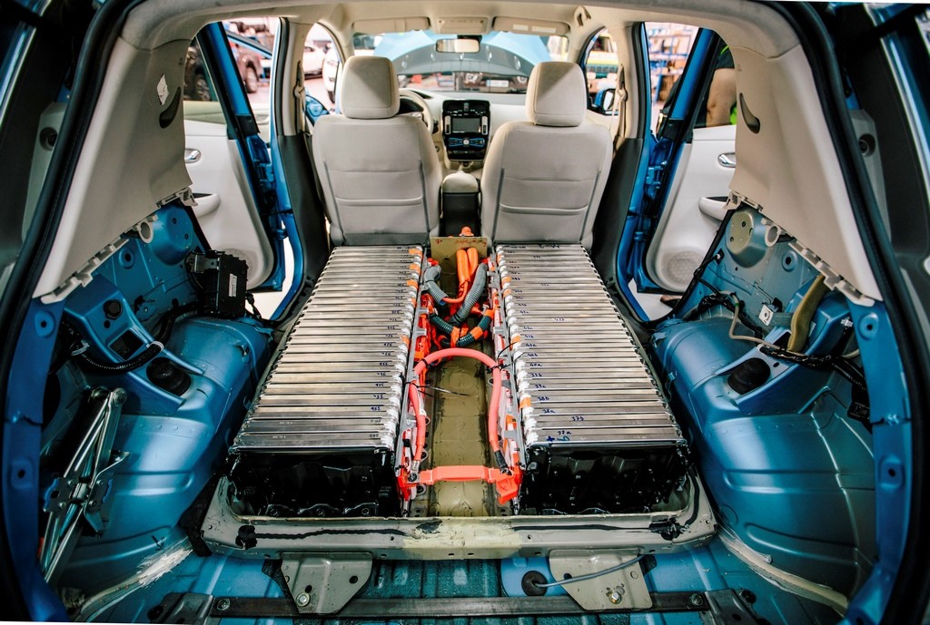 Dos ingenieros espa�oles desarrollan un Nissan LEAF de competici�n.